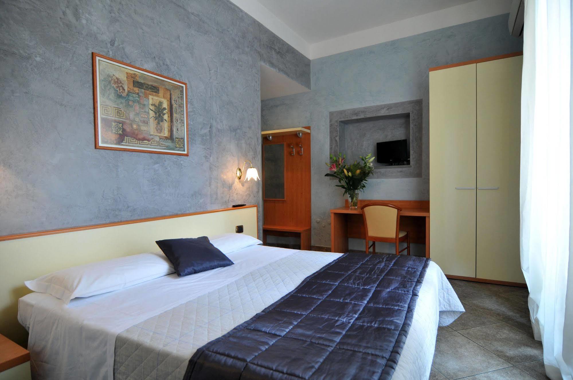 Hotel Angelica ฟลอเรนซ์ ภายนอก รูปภาพ